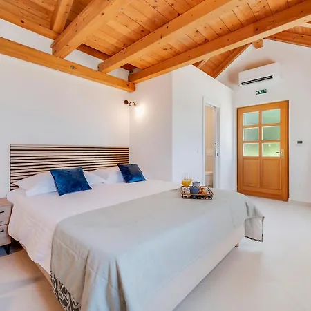 & Capparis Apartment *