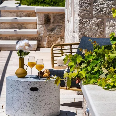 & Capparis * Dubrovnik