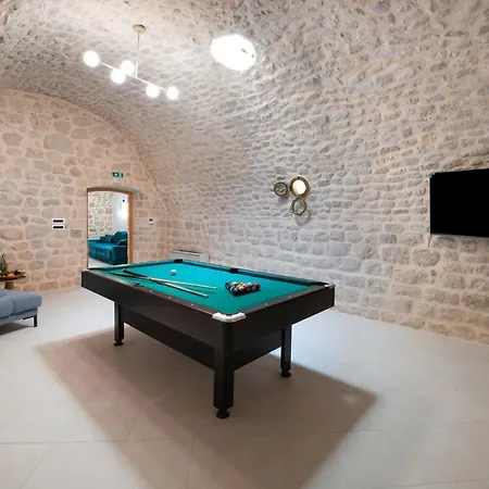 & Capparis Apartment