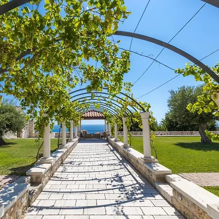 & Capparis * Ντουμπρόβνικ